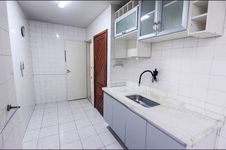 Apartamento à venda com 56m², 2 quartos e 1 vagaCozinha