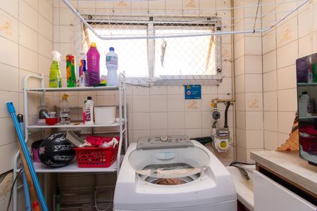 Apartamento para alugar com 48m², 2 quartos e 1 vaga Apartamento para alugar com 48m², 2 quartos e 1 vagaCozinha e Área de Serviço