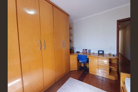 Casa à venda com 3 quartos, 150m² em Vila Carrão, São Paulo