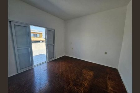 Casa à venda com 2 quartos, 149m² em Vila Linda, Santo André