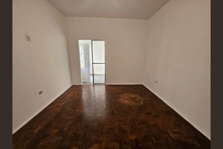 Casa à venda com 2 quartos, 149m² em Vila Linda, Santo André