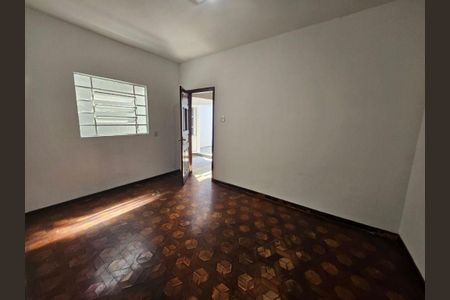 Casa à venda com 2 quartos, 149m² em Vila Linda, Santo André