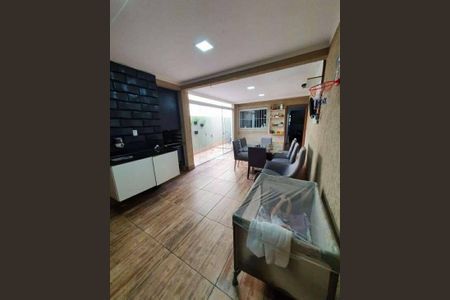 Casa à venda com 3 quartos, 250m² em Paulicéia, São Bernardo do Campo