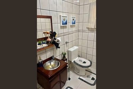 Casa à venda com 3 quartos, 224m² em Utinga, Santo André