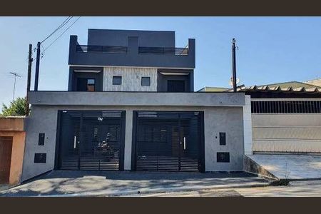 Casa à venda com 2 quartos, 130m² em Vila Curuçá, Santo André
