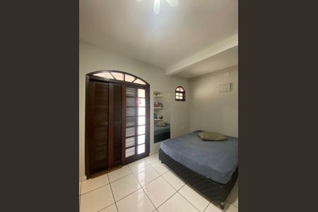 Casa à venda com 3 quartos, 185m² em Conjunto Residencial Pombeva, São Bernardo do Campo