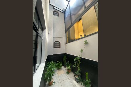 Casa à venda com 185m², 3 quartos e 2 vagas