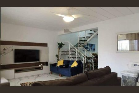 Casa à venda com 150m², 3 quartos e 1 vaga