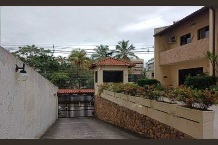 Casa à venda com 150m², 3 quartos e 1 vaga