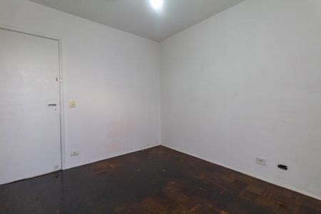 Quarto 1 de apartamento para alugar com 2 quartos, 50m² em Vila Marieta, São Paulo