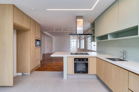 Apartamento à venda com 230m², 3 quartos e 2 vagasCozinha