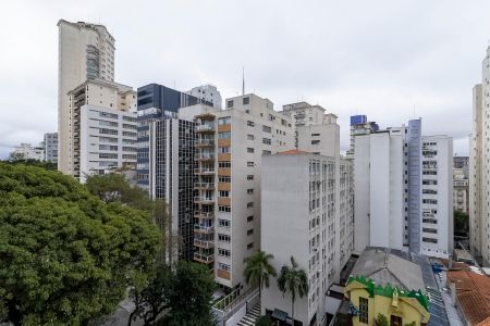 Apartamento à venda com 230m², 3 quartos e 2 vagasVista