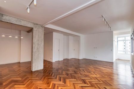 Apartamento à venda com 230m², 3 quartos e 2 vagasSala