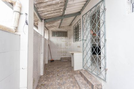 Casa à venda com 331m², 3 quartos e 4 vagasCasa 2 - Entrada 