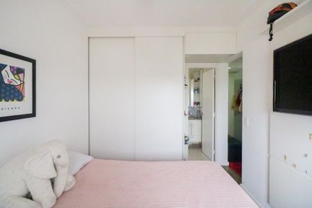 Apartamento à venda com 128m², 3 quartos e 3 vagas Apartamento à venda com 128m², 3 quartos e 3 vagasSuíte 2