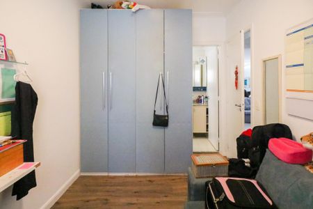 Apartamento à venda com 128m², 3 quartos e 3 vagas Apartamento à venda com 128m², 3 quartos e 3 vagasSuíte 1