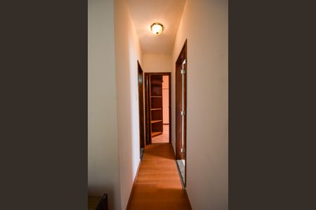 Apartamento à venda com 55m², 2 quartos e 2 vagasCorredor