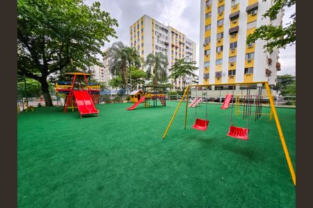 Apartamento à venda com 55m², 2 quartos e 2 vagasÁrea comum - Playground