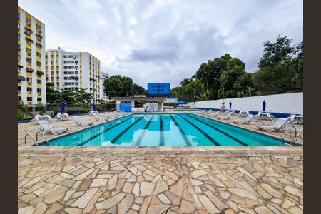 Apartamento à venda com 55m², 2 quartos e 2 vagasÁrea comum - Piscina