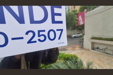 Apartamento à venda com 90m², 2 quartos e 1 vagaPlaquinha