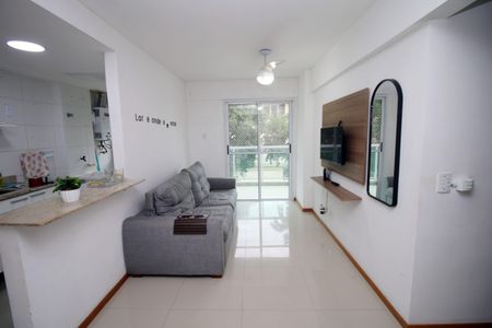 Sala de apartamento à venda com 3 quartos, 65m² em Penha, Rio de Janeiro