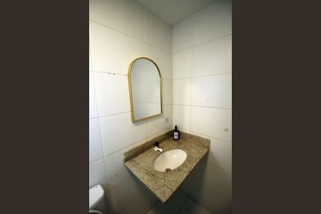 Apartamento à venda com 65m², 3 quartos e 1 vagaBanheiro Social