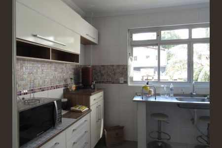 Apartamento para alugar com 67m², 2 quartos e 1 vagaCozinha