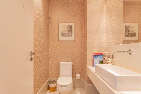 Apartamento à venda com 365m², 4 quartos e 6 vagasLavabo