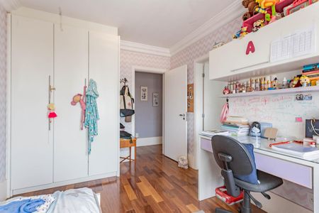 Apartamento à venda com 365m², 4 quartos e 6 vagasSuíte 3