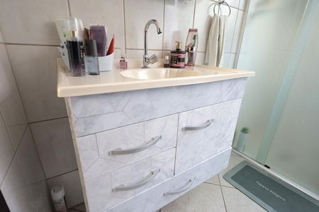 Casa à venda com 350m², 5 quartos e 4 vagasBanheiro 1