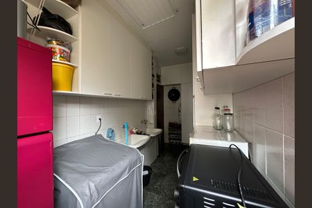 Apartamento à venda com 202m², 4 quartos e 2 vagasLavanderia