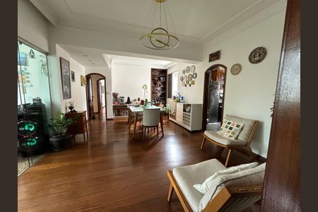 Apartamento à venda com 202m², 4 quartos e 2 vagasSala