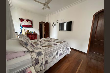 Apartamento à venda com 202m², 4 quartos e 2 vagasQuarto