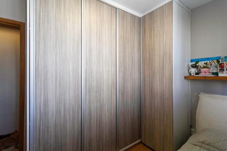 Apartamento à venda com 75m², 3 quartos e 2 vagas Apartamento à venda com 75m², 3 quartos e 2 vagasQuarto 2