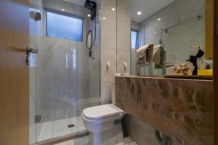 Apartamento à venda com 75m², 3 quartos e 2 vagas Apartamento à venda com 75m², 3 quartos e 2 vagasBanheiro social