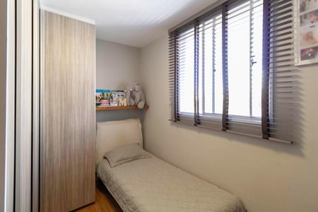 Apartamento à venda com 75m², 3 quartos e 2 vagas Apartamento à venda com 75m², 3 quartos e 2 vagasQuarto 2