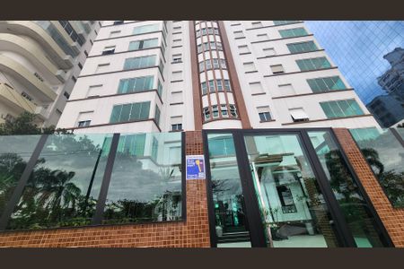 Apartamento para alugar com 102m², 2 quartos e sem vagaFachada