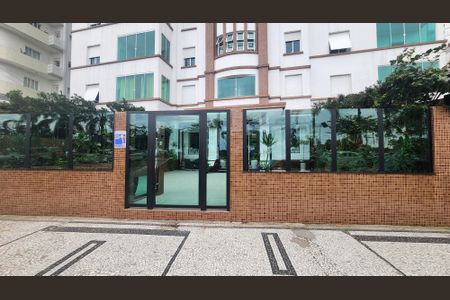 Apartamento para alugar com 102m², 2 quartos e sem vagaFachada