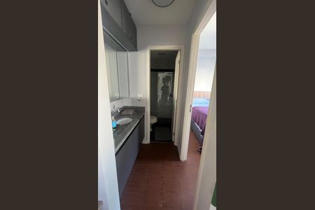 Banheiro de apartamento para alugar com 1 quarto, 36m² em Cambuí, Campinas