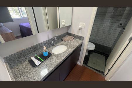 Banheiro de apartamento para alugar com 1 quarto, 36m² em Cambuí, Campinas