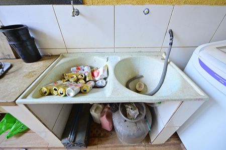 Casa de condomínio para alugar com 290m², 4 quartos e 6 vagasÁrea de Serviço