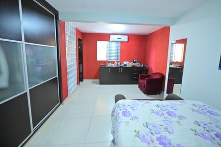 Casa de condomínio para alugar com 290m², 4 quartos e 6 vagasSuíte