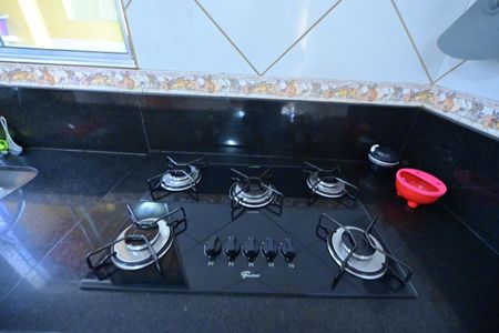 Casa de condomínio para alugar com 290m², 4 quartos e 6 vagasCozinha