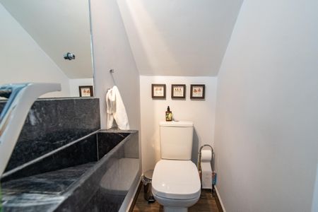 Casa à venda com 160m², 3 quartos e 1 vagaLavabo