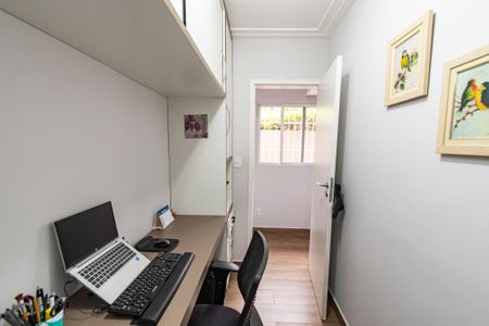 Casa à venda com 160m², 3 quartos e 1 vagaEscritório