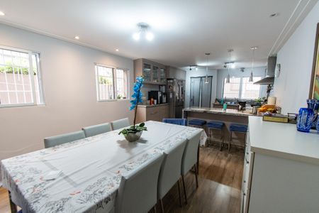 Casa à venda com 160m², 3 quartos e 1 vagaCopa