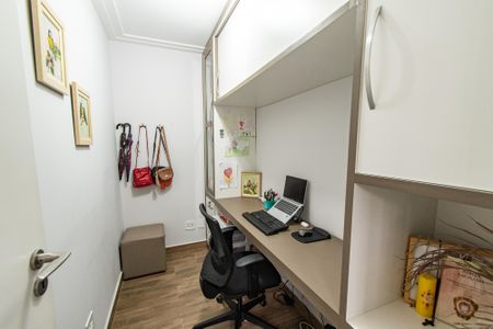 Casa à venda com 160m², 3 quartos e 1 vagaEscritório