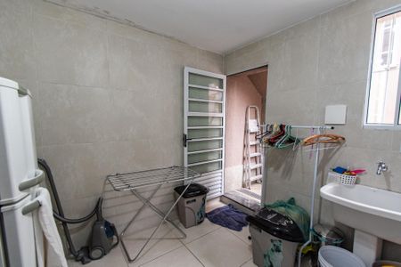 Casa à venda com 160m², 3 quartos e 1 vagaLavanderia