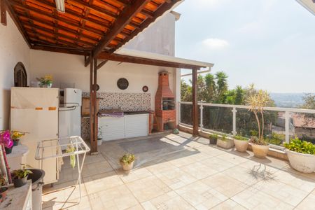 Casa para alugar com 150m², 3 quartos e 2 vagasQuintal