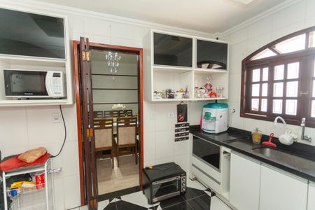 Casa para alugar com 150m², 3 quartos e 2 vagasCozinha